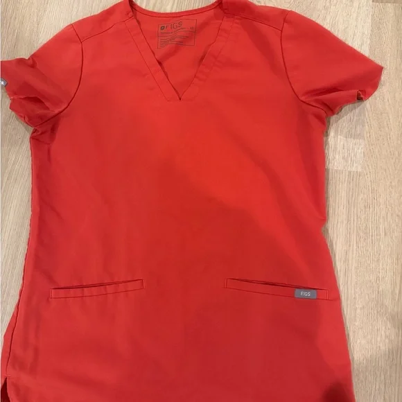 Figs set XS regular casma top and XXS tall yola skinny pants in clay - Picture 3 of 6